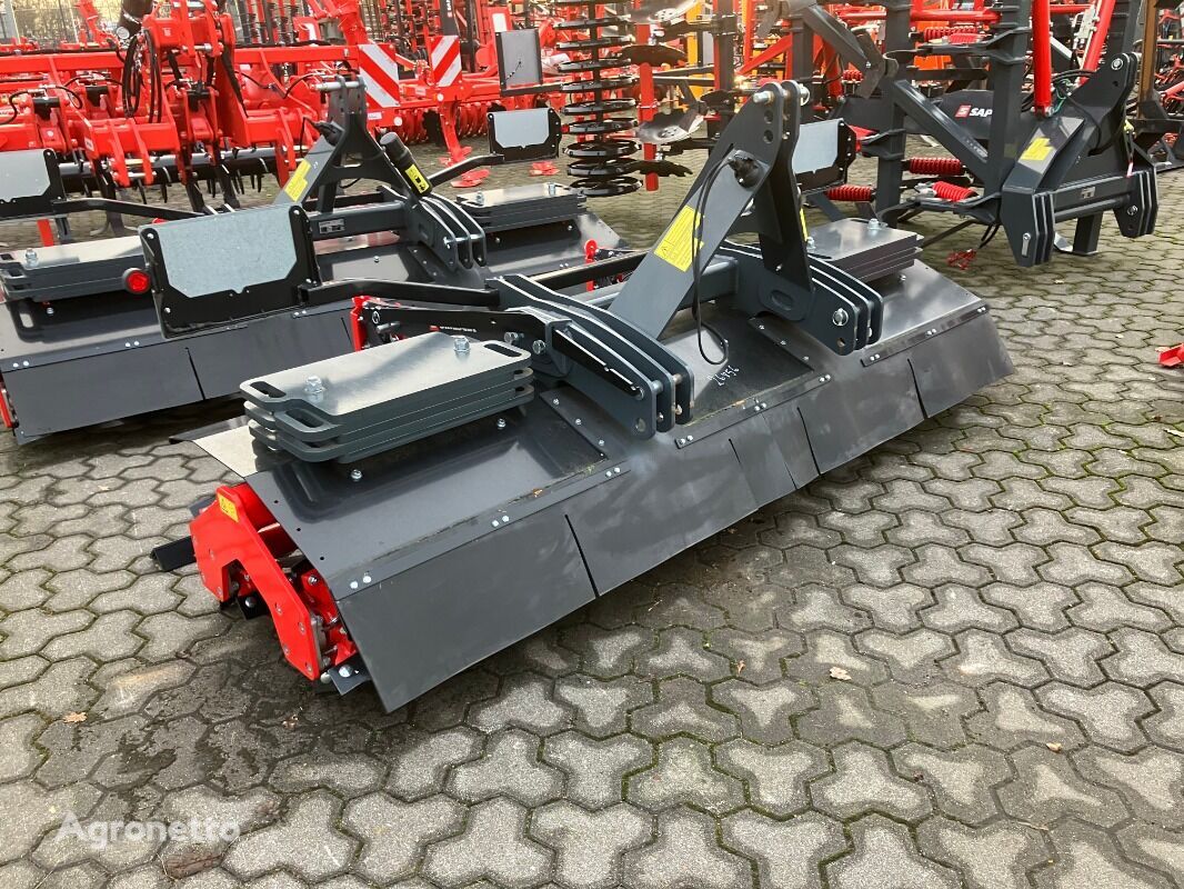 neuer Saphir SinusCut 300 Messerwalze Traktor-Mulcher