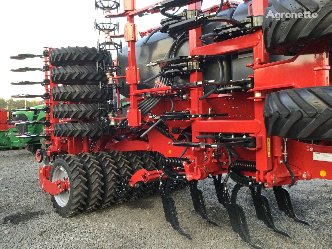 neue Horsch Focus 6.30 TD pneumatische Sämaschine